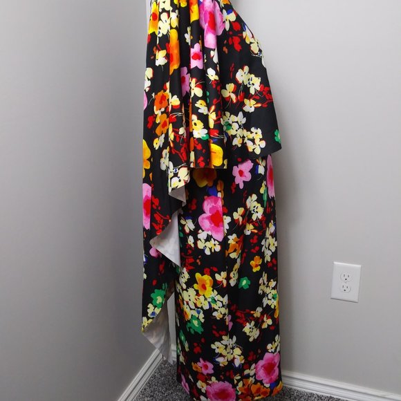 Flower Scuba Dress - Picture 3 of 3